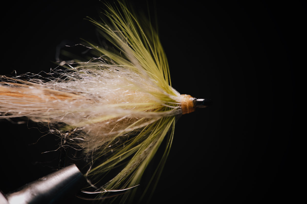 a close up look at the high quality Gamakatsu SL12s Short hook used in the Worm fly